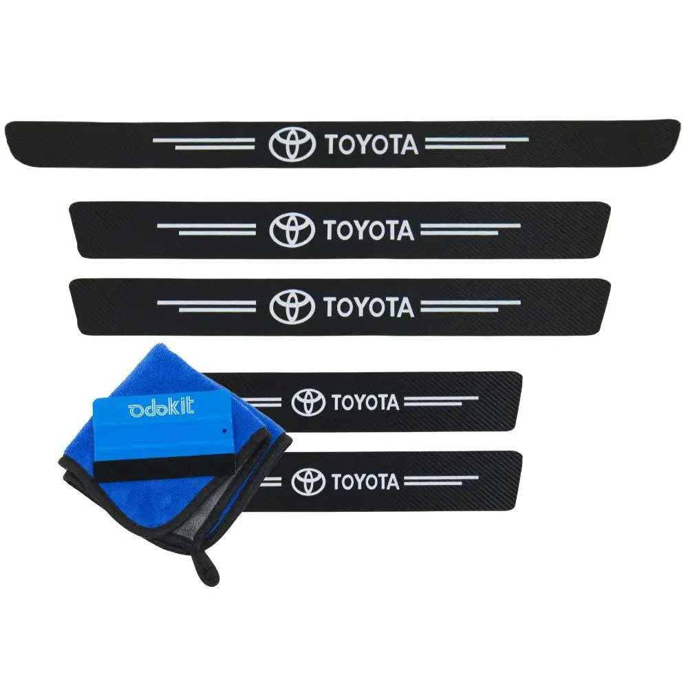 Protection coffre  portière seuil de porte insigne toyota blanc corolla  voiture microfibre raclette