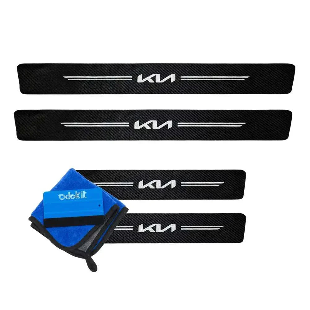 Protection seuil de porte noir fibre de carbone logo Kia voiture microfibre raclette