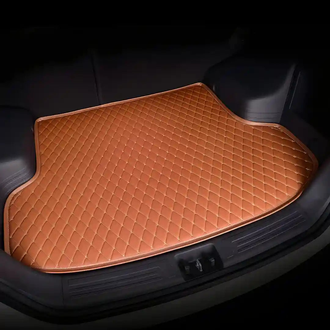 Tapis voiture Luxmium coffre marron