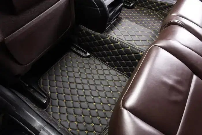 Tapis voiture Luxmium arrière noir et jaune